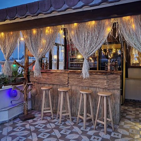 Soezer Otel Ayvalı المظهر الخارجي الصورة