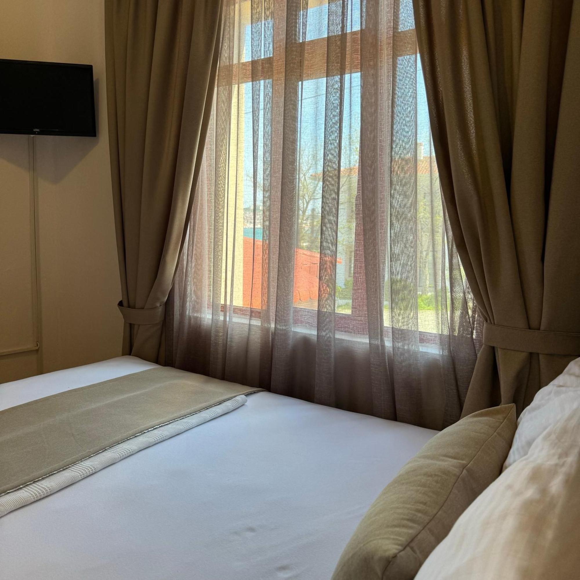 Soezer Otel Ayvalı المظهر الخارجي الصورة